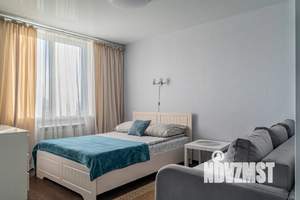 Студия квартира, посуточно, 38м2, 18/33 этаж