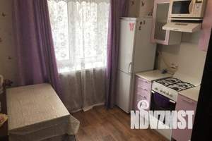 1-к квартира, посуточно, 36м2, 1/9 этаж