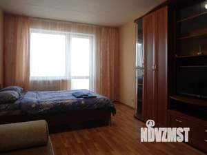 1-к квартира, посуточно, 38м2, 8/16 этаж