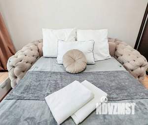 Студия квартира, посуточно, 41м2, 23/26 этаж
