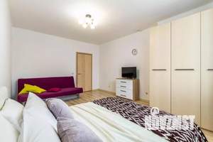 1-к квартира, посуточно, 61м2, 1/1 этаж