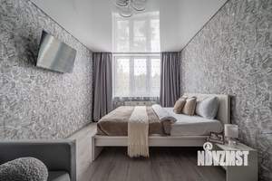 1-к квартира, посуточно, 42м2, 1/1 этаж