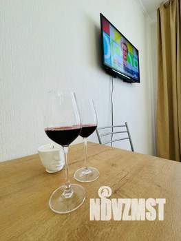 Студия квартира, посуточно, 28м2, 20/21 этаж