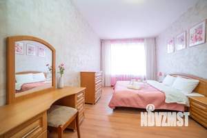 3-к квартира, посуточно, 126м2, 8/16 этаж