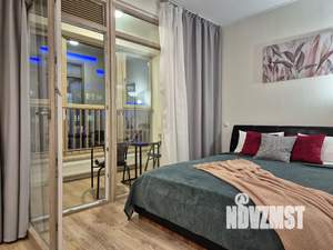 Студия квартира, посуточно, 40м2, 12/22 этаж