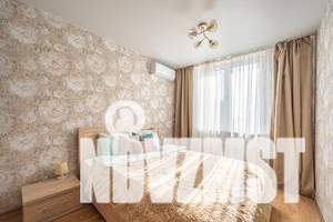 1-к квартира, посуточно, 40м2, 6/18 этаж