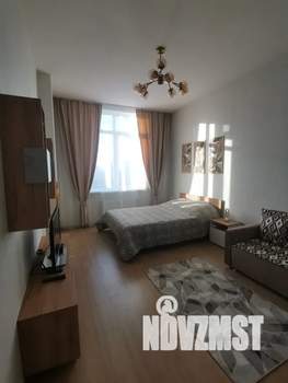 1-к квартира, посуточно, 40м2, 14/17 этаж