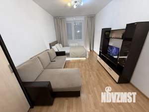 1-к квартира, посуточно, 45м2, 20/23 этаж