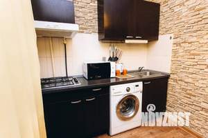 Студия квартира, посуточно, 35м2, 2/5 этаж