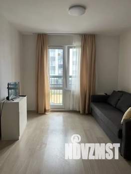 1-к квартира, посуточно, 35м2, 2/5 этаж