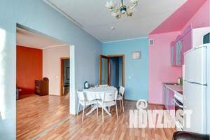 2-к квартира, посуточно, 70м2, 2/17 этаж