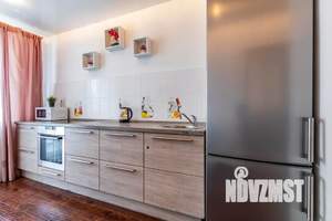 2-к квартира, посуточно, 45м2, 8/23 этаж