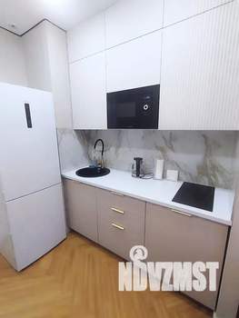 1-к квартира, посуточно, 42м2, 1/29 этаж