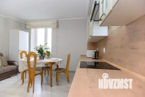 2-к квартира, посуточно, 72м2, 14/35 этаж