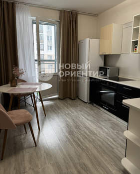 1-к квартира, на длительный срок, 40м2, 8/10 этаж
