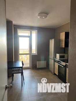 1-к квартира, посуточно, 38м2, 19/24 этаж