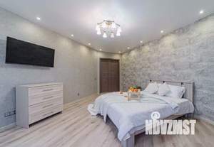 1-к квартира, посуточно, 53м2, 1/1 этаж