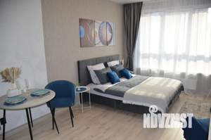 Студия квартира, посуточно, 32м2, 12/18 этаж