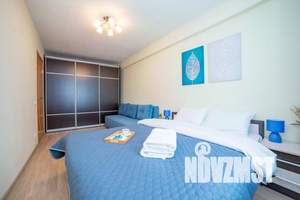 2-к квартира, посуточно, 55м2, 3/18 этаж