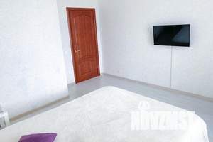 1-к квартира, посуточно, 47м2, 4/12 этаж