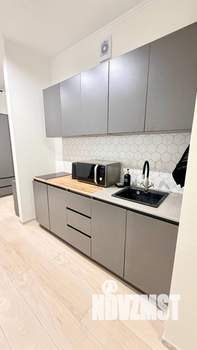 Студия квартира, посуточно, 36м2, 12/25 этаж