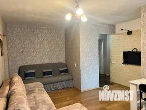 2-к квартира, посуточно, 45м2, 3/5 этаж