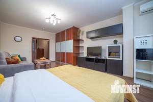 2-к квартира, посуточно, 75м2, 1/1 этаж