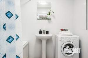 2-к квартира, посуточно, 65м2, 1/1 этаж