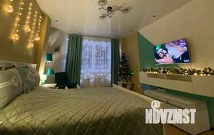 1-к квартира, посуточно, 42м2, 17/24 этаж