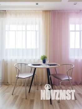 Студия квартира, посуточно, 40м2, 11/16 этаж