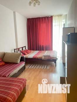 1-к квартира, посуточно, 40м2, 12/25 этаж