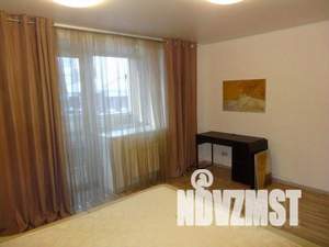 3-к квартира, на длительный срок, 104м2, 4/6 этаж