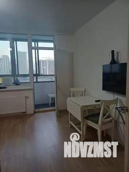 Студия квартира, посуточно, 24м2, 7/23 этаж