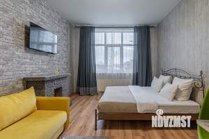 Студия квартира, посуточно, 30м2, 1/25 этаж