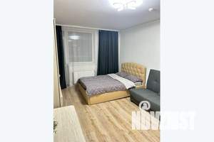 1-к квартира, посуточно, 40м2, 1/10 этаж