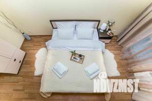 1-к квартира, посуточно, 42м2, 2/15 этаж