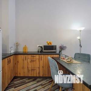 Студия квартира, посуточно, 30м2, 1/25 этаж