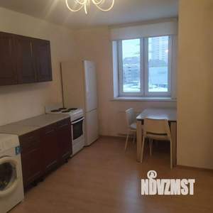 Студия квартира, на длительный срок, 38м2, 4/25 этаж