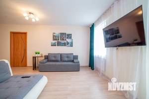 2-к квартира, посуточно, 60м2, 1/1 этаж