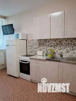 1-к квартира, посуточно, 38м2, 4/16 этаж