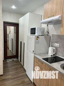 Студия квартира, посуточно, 25м2, 1/10 этаж