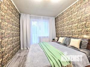 3-к квартира, посуточно, 60м2, 1/1 этаж