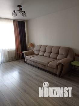 1-к квартира, посуточно, 37м2, 1/1 этаж