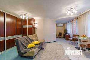 1-к квартира, посуточно, 60м2, 2/5 этаж