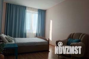 1-к квартира, посуточно, 42м2, 15/16 этаж