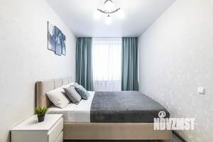 1-к квартира, посуточно, 40м2, 19/35 этаж
