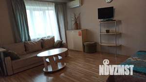 1-к квартира, посуточно, 33м2, 3/6 этаж