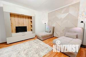 2-к квартира, посуточно, 65м2, 2/17 этаж