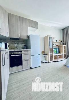 Студия квартира, посуточно, 40м2, 11/25 этаж