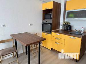 Студия квартира, посуточно, 32м2, 17/25 этаж